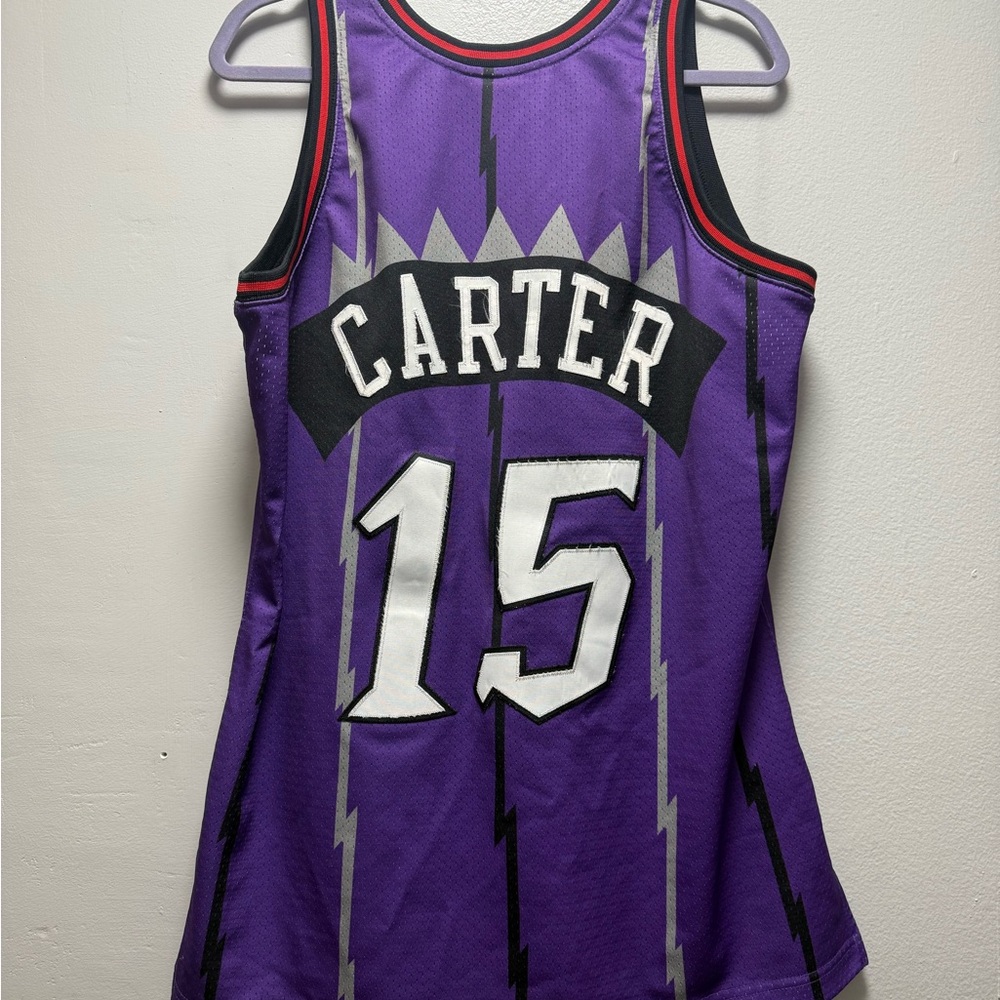 Vince Carter Toronto Raptors 1998-99 Purple Swingman Player Jersey & Pants Set - Picture 7 of 16
